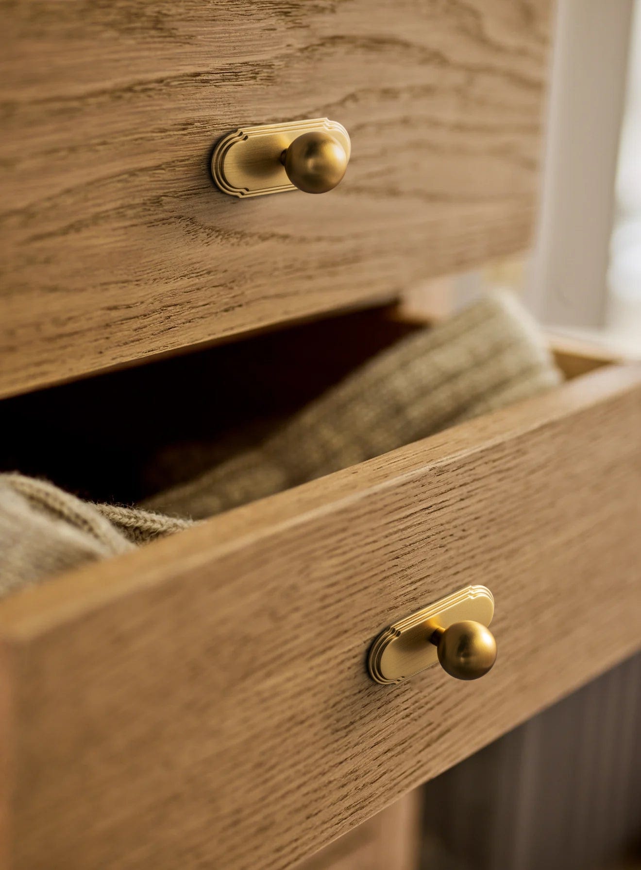 Round Cabinet Knobs with Back Plate Zinc Alloy Cabinet Handle with Long Back Plate